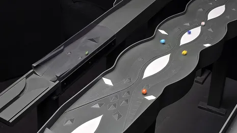 Snake track gameplay